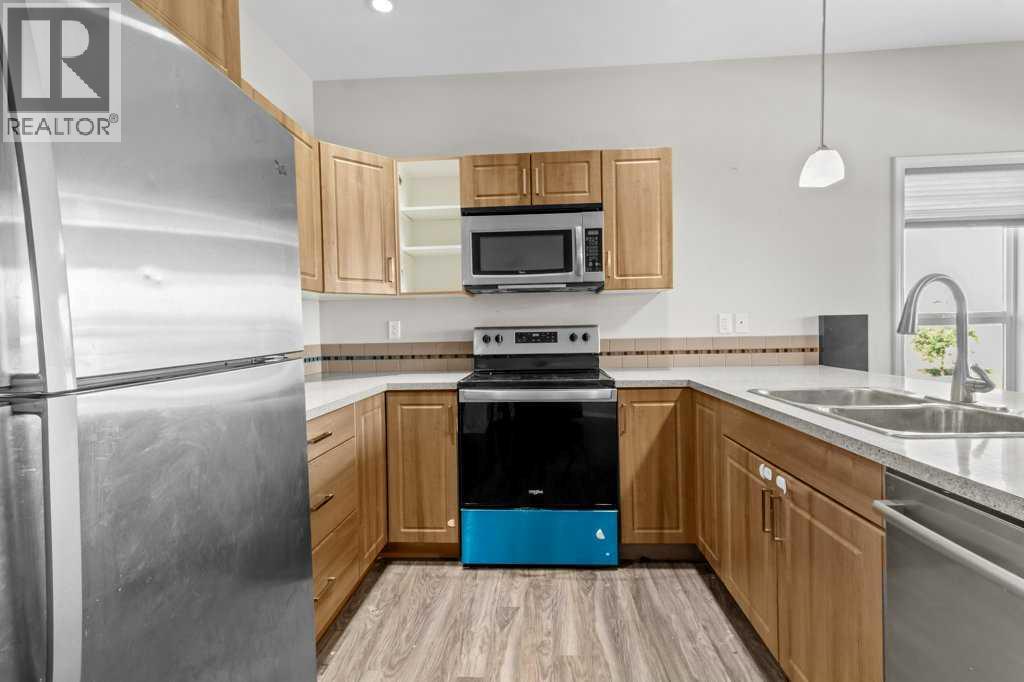 74 Hawkridge Boulevard Property Photo 6