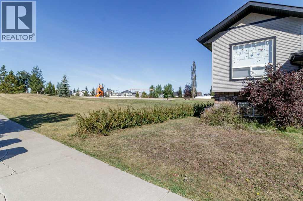 74 Hawkridge Boulevard Property Photo 15