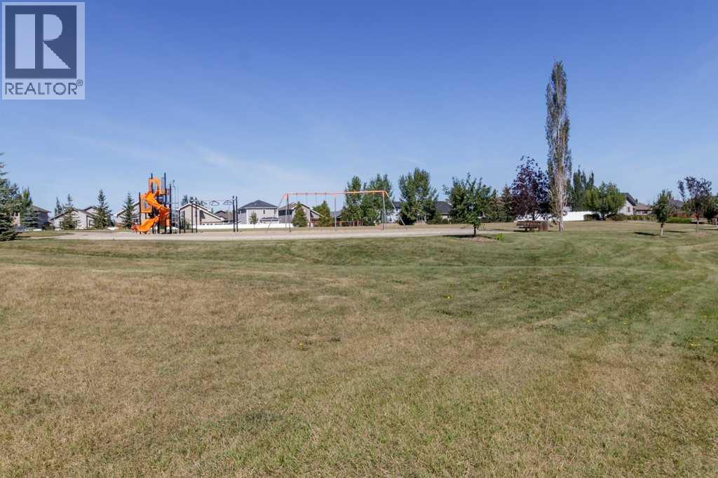74 Hawkridge Boulevard Property Photo 17