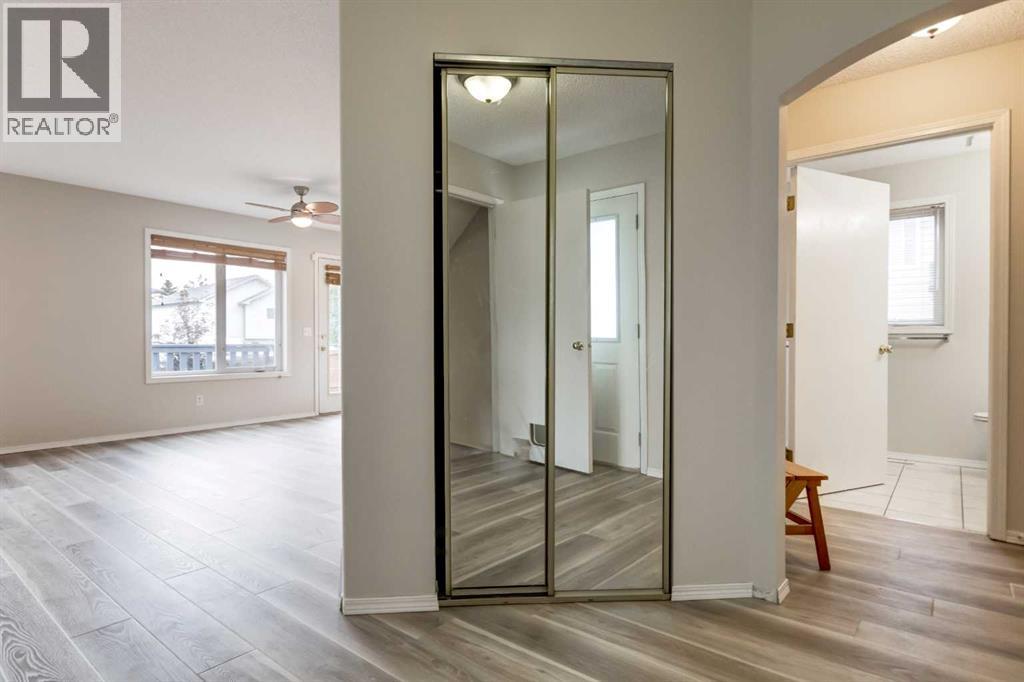 1820 Woodside Boulevard Nw Property Photo 4