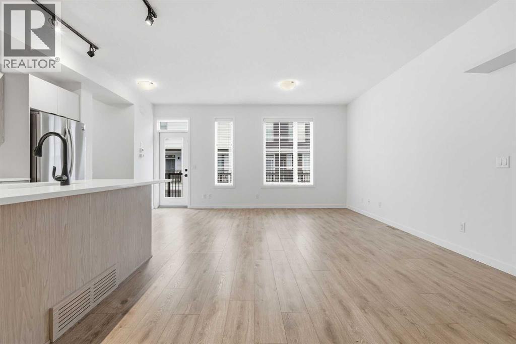 174 Walgrove Common Se Property Photo 15