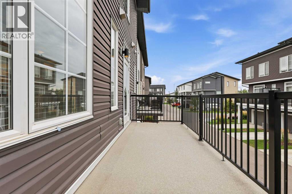 174 Walgrove Common Se Property Photo 17