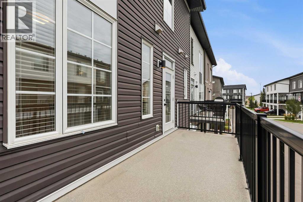 174 Walgrove Common Se Property Photo 19