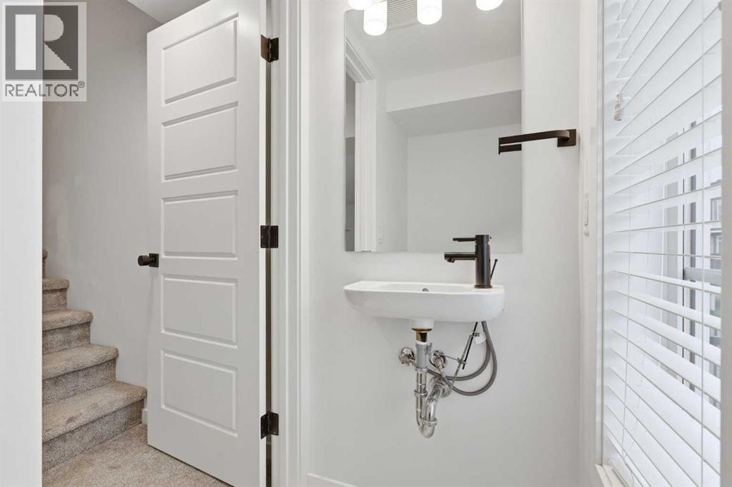 174 Walgrove Common Se Property Photo 28