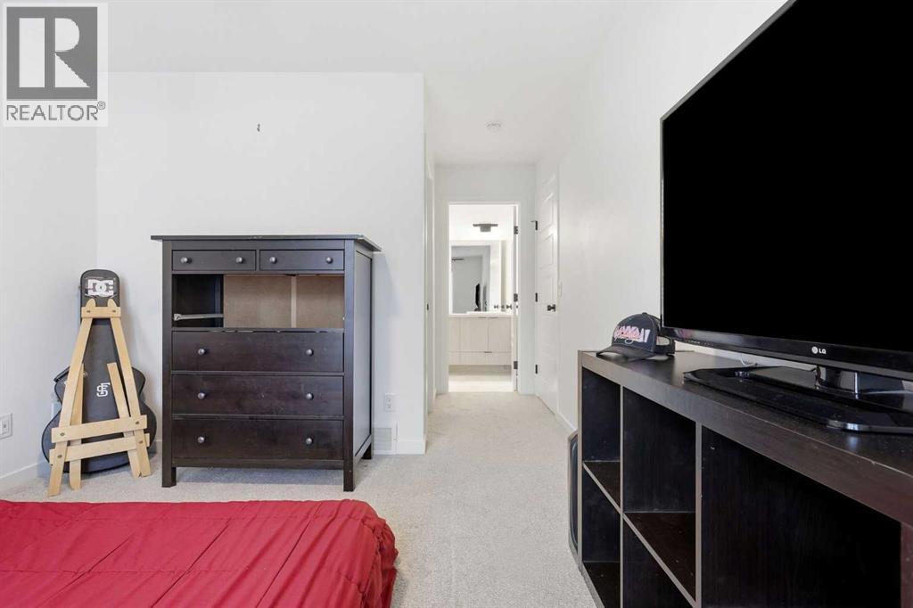 174 Walgrove Common Se Property Photo 36