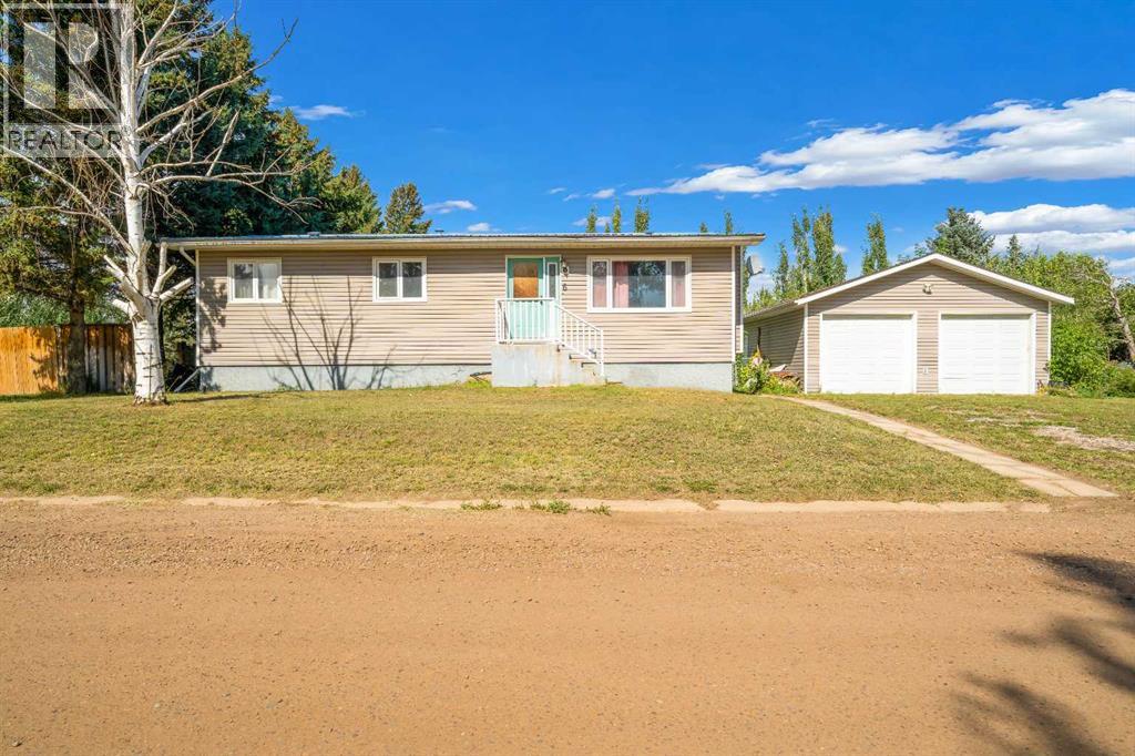 190014 12 Street West Property Photo 1