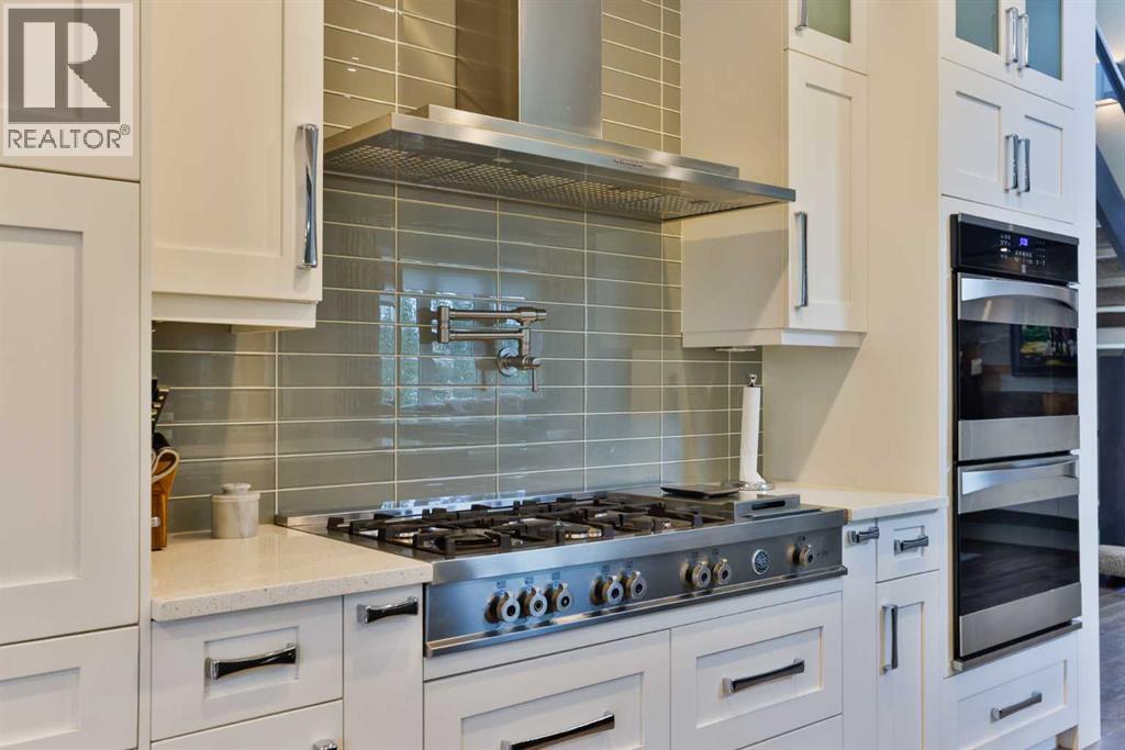 63 Stonecrest Point W Property Photo 11