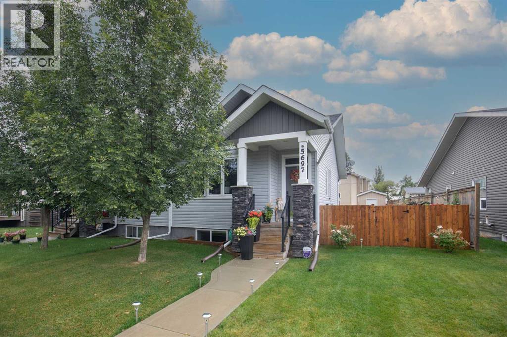 5697 45 Avenue Property Photo 1