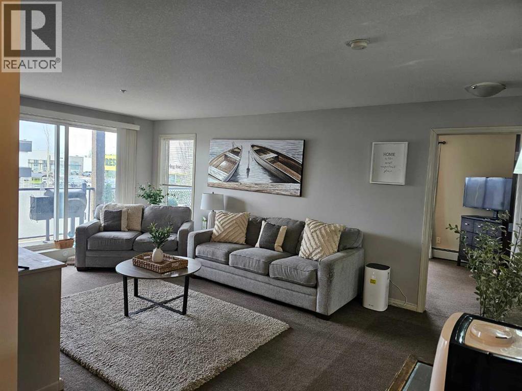 9120 96 Avenue Property Photo 5