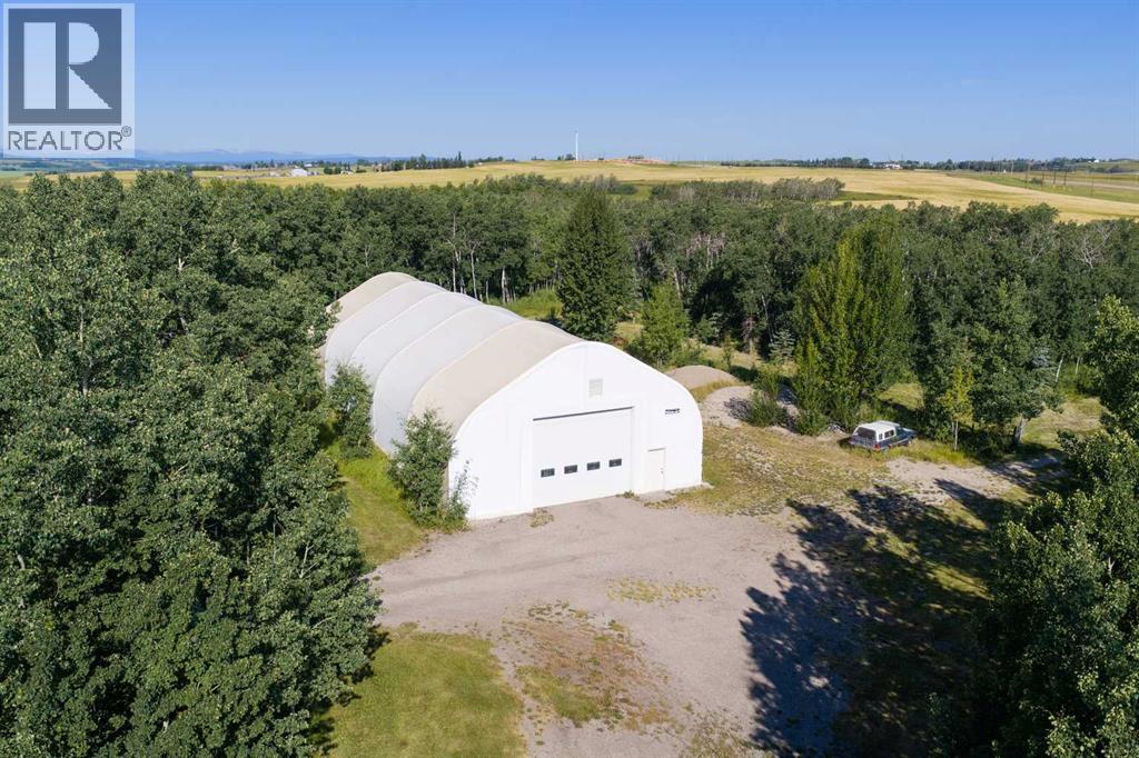 18010 37 Street Sw Property Photo 20