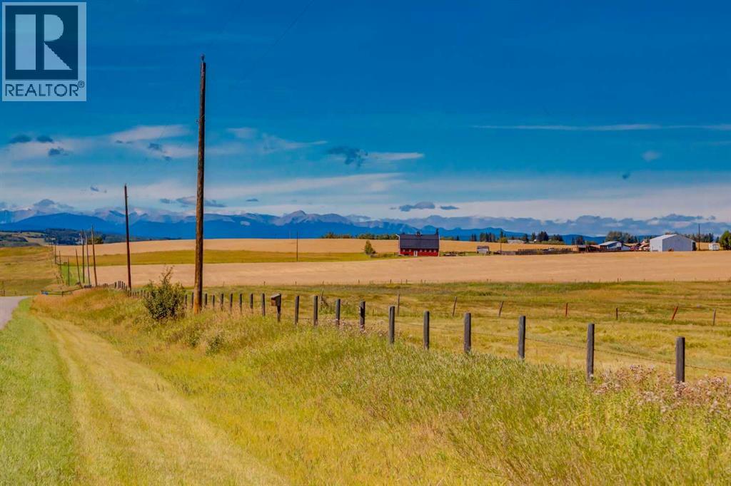 18010 37 Street Sw Property Photo 25