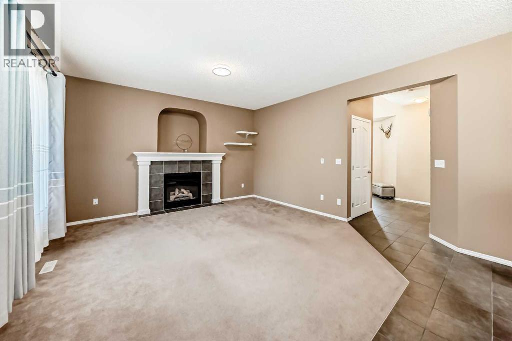 73 Royal Birch Way Nw Property Photo 6