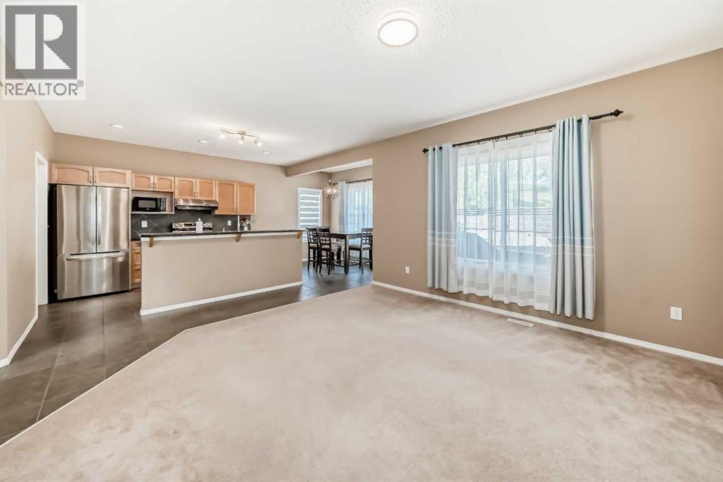 73 Royal Birch Way Nw Property Photo 10