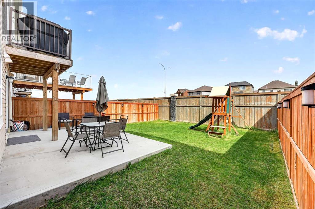 293 Windrow Crescent Sw Property Photo 42
