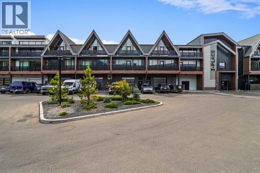 1 Industrial Place Property Photo 1