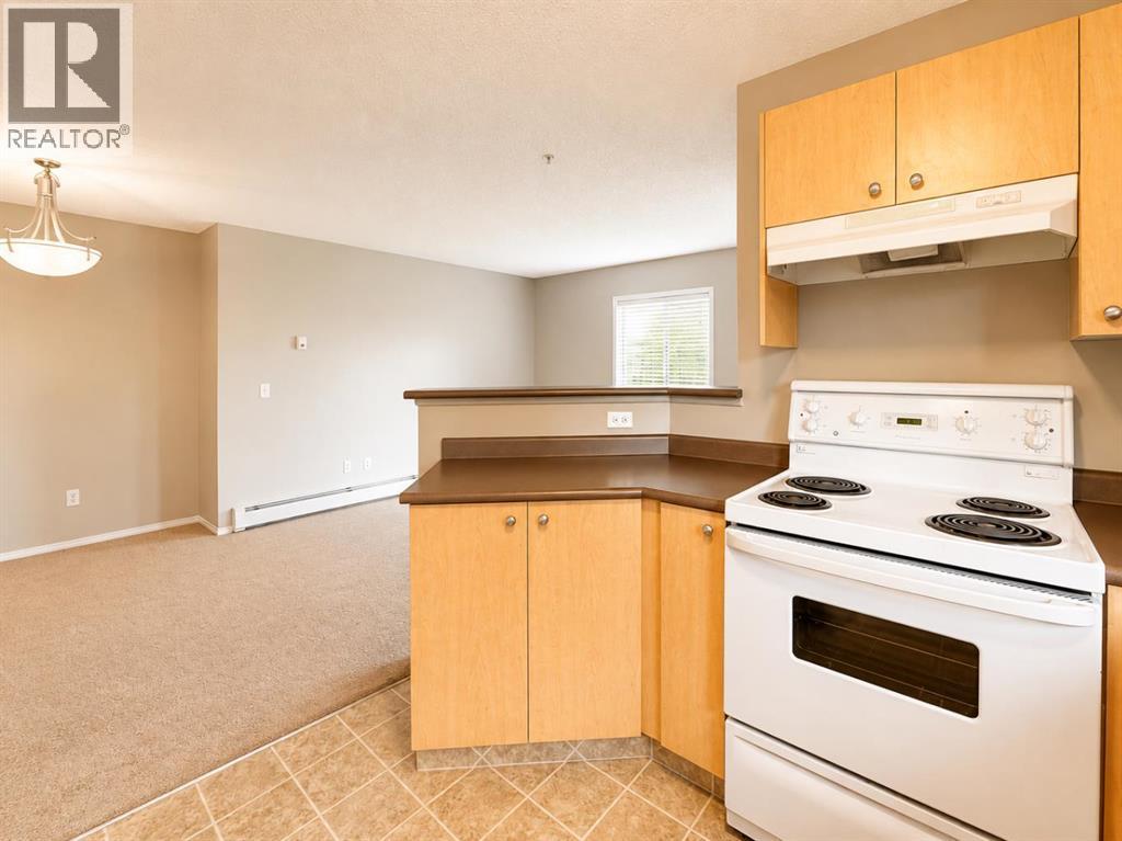 304 Mackenzie Way Southwest Property Photo 11