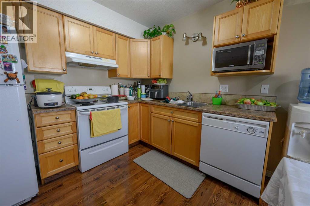 10150 121 Avenue Property Photo 4