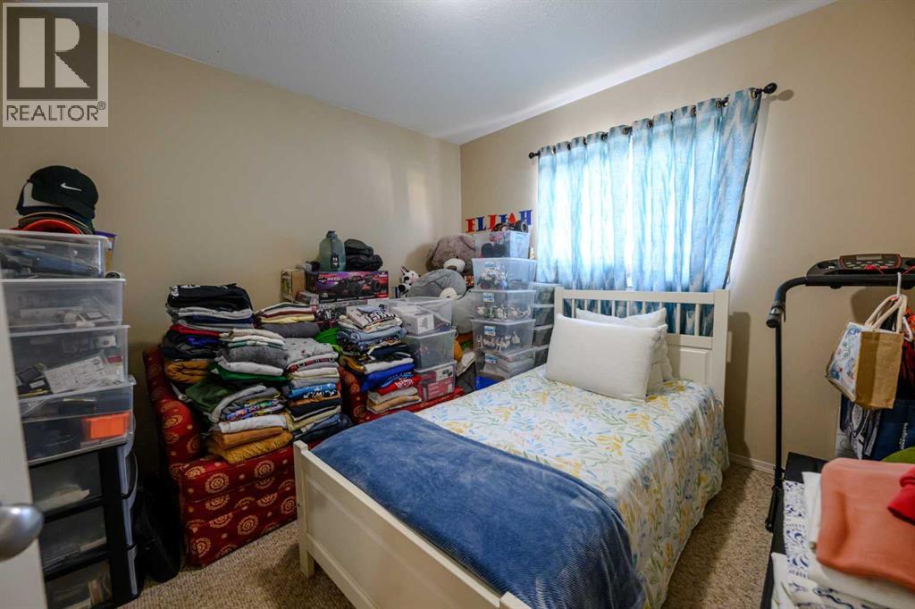 10150 121 Avenue Property Photo 11