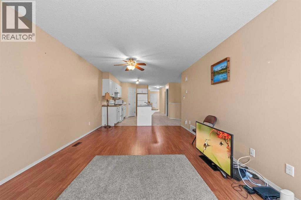 4503 69 Street Property Photo 9