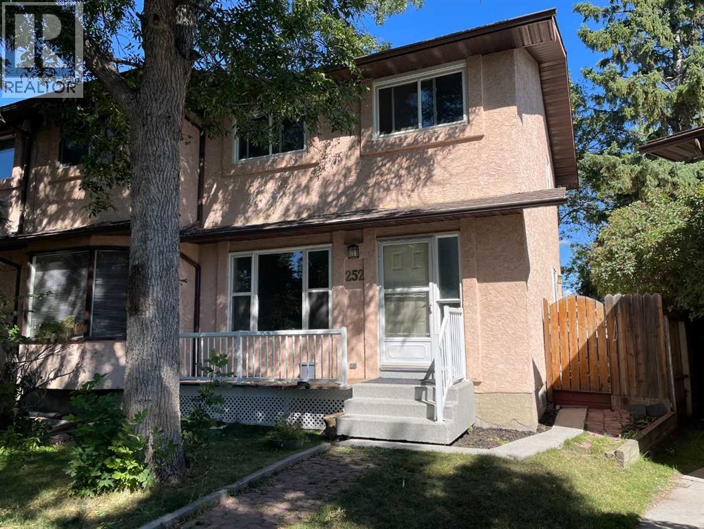 252 Templeview Way Ne Property Photo 1