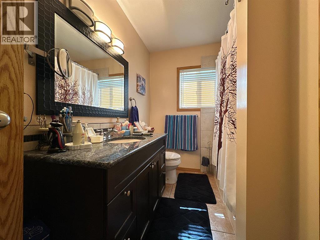 379n 300 E Property Photo 26