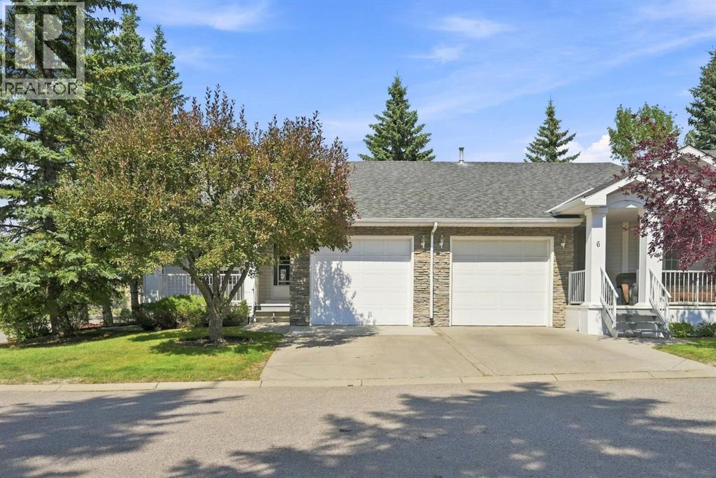 4 Douglasview Park SE Property Photo 1