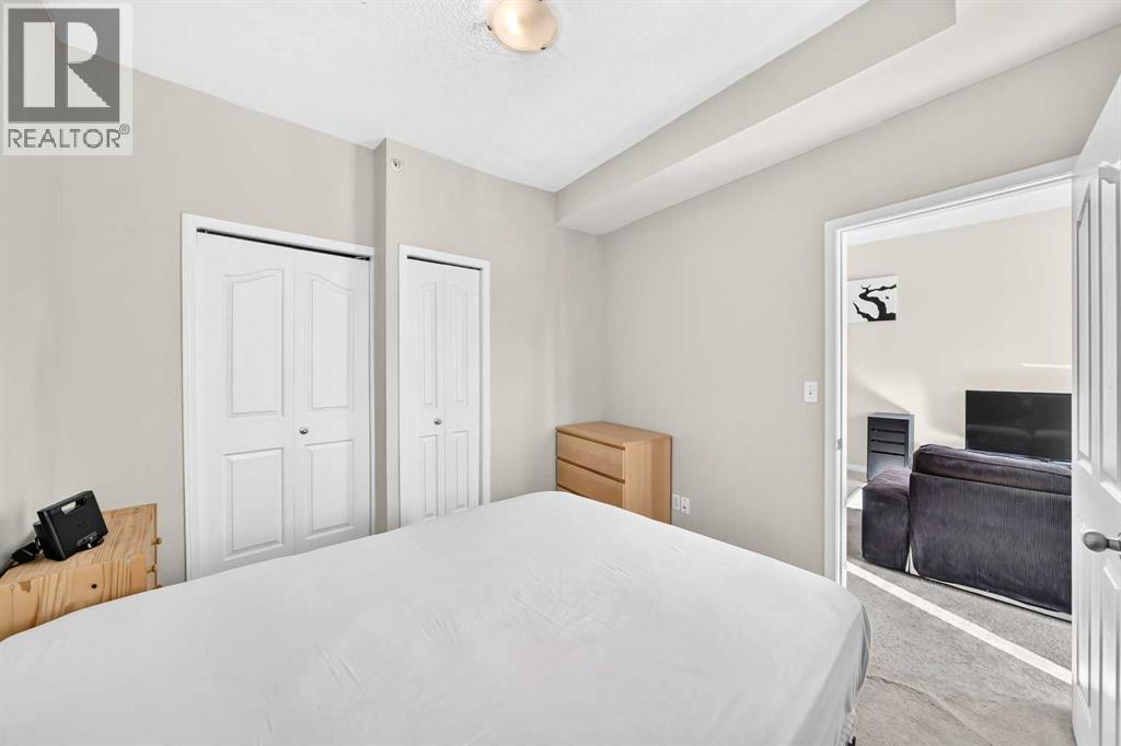 1053 10 Street Southwest Property Photo 25