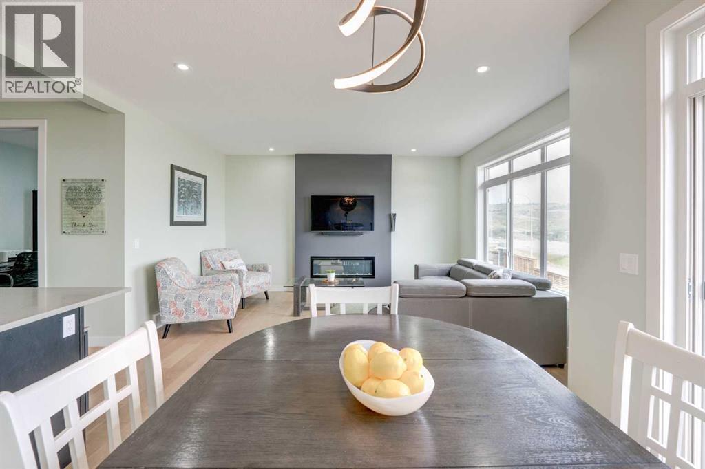 110 Precedence View Property Photo 12