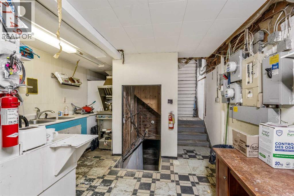 417 2 Avenue N Property Photo 16
