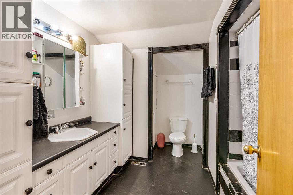 417 2 Avenue N Property Photo 28