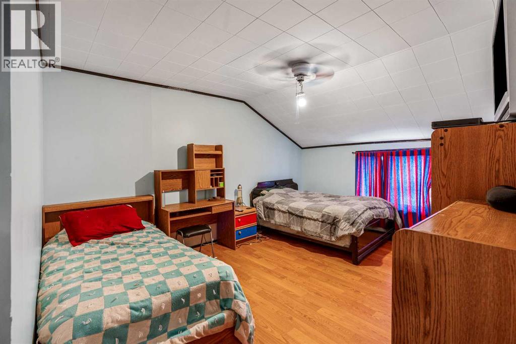417 2 Avenue N Property Photo 35
