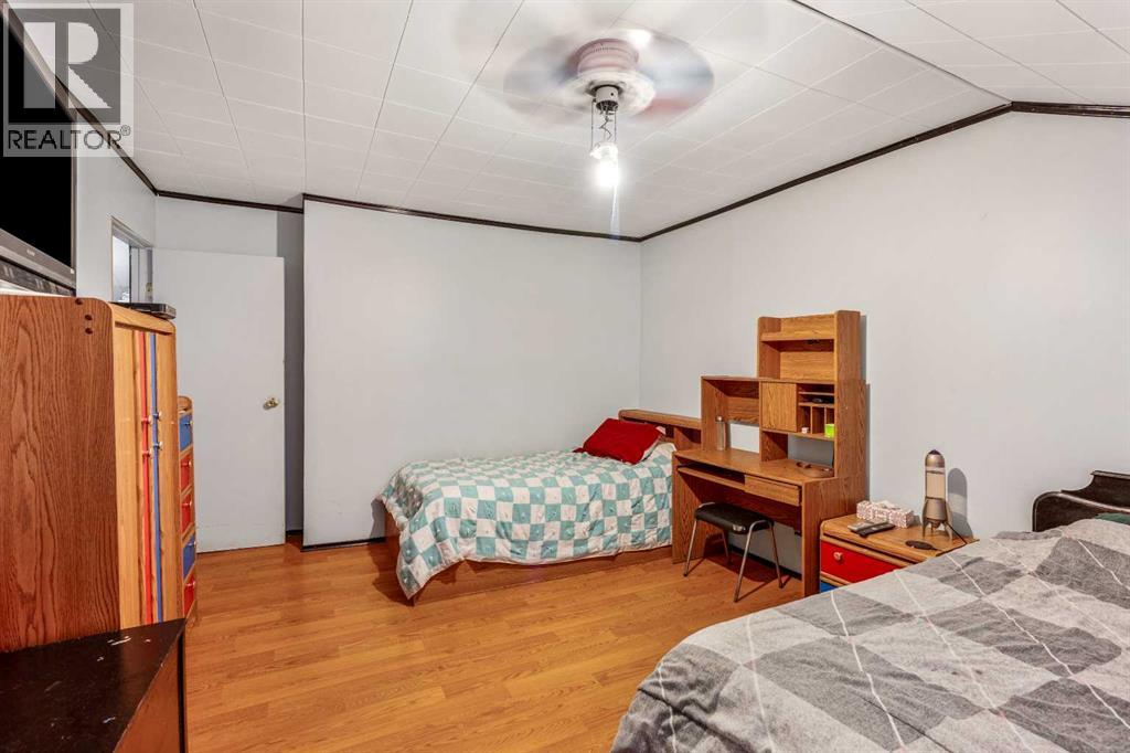 417 2 Avenue N Property Photo 36