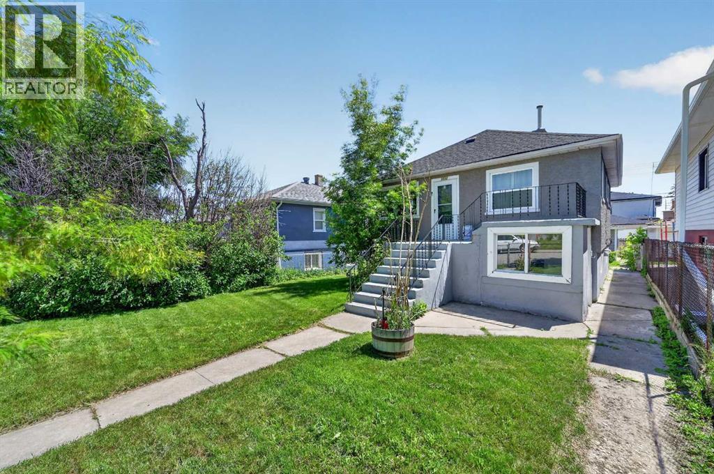 1212 Bantry Street Ne Property Photo 1
