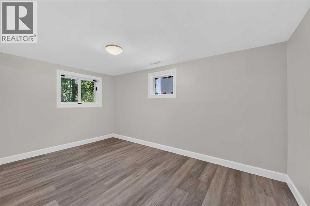 1212 Bantry Street Ne Property Photo 14