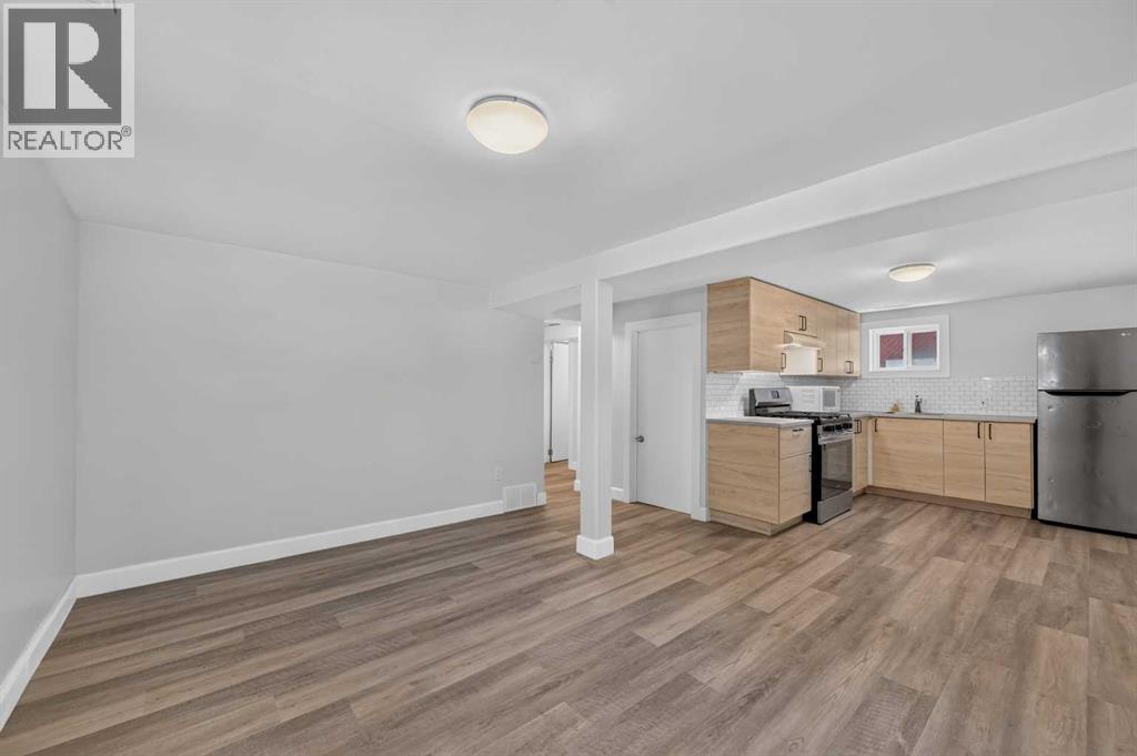 1212 Bantry Street Ne Property Photo 15