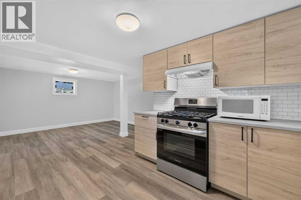 1212 Bantry Street Ne Property Photo 19