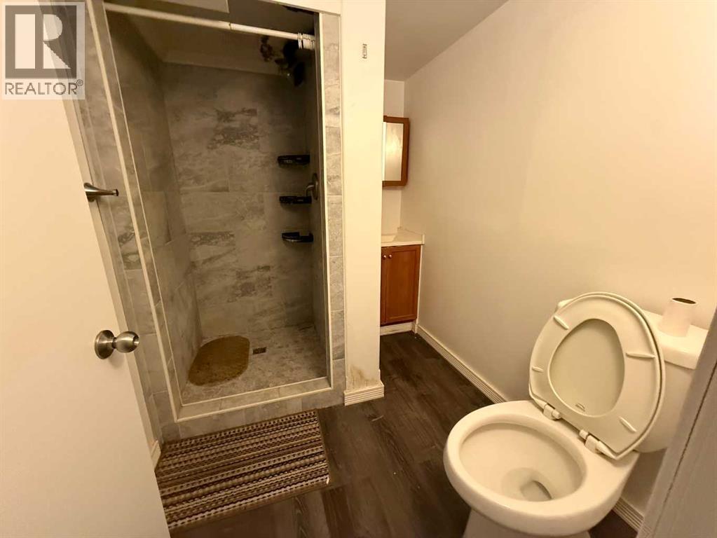 1126 6 Avenue Property Photo 10