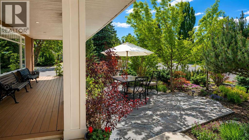 228 Willow Ridge Place Se Property Photo 4