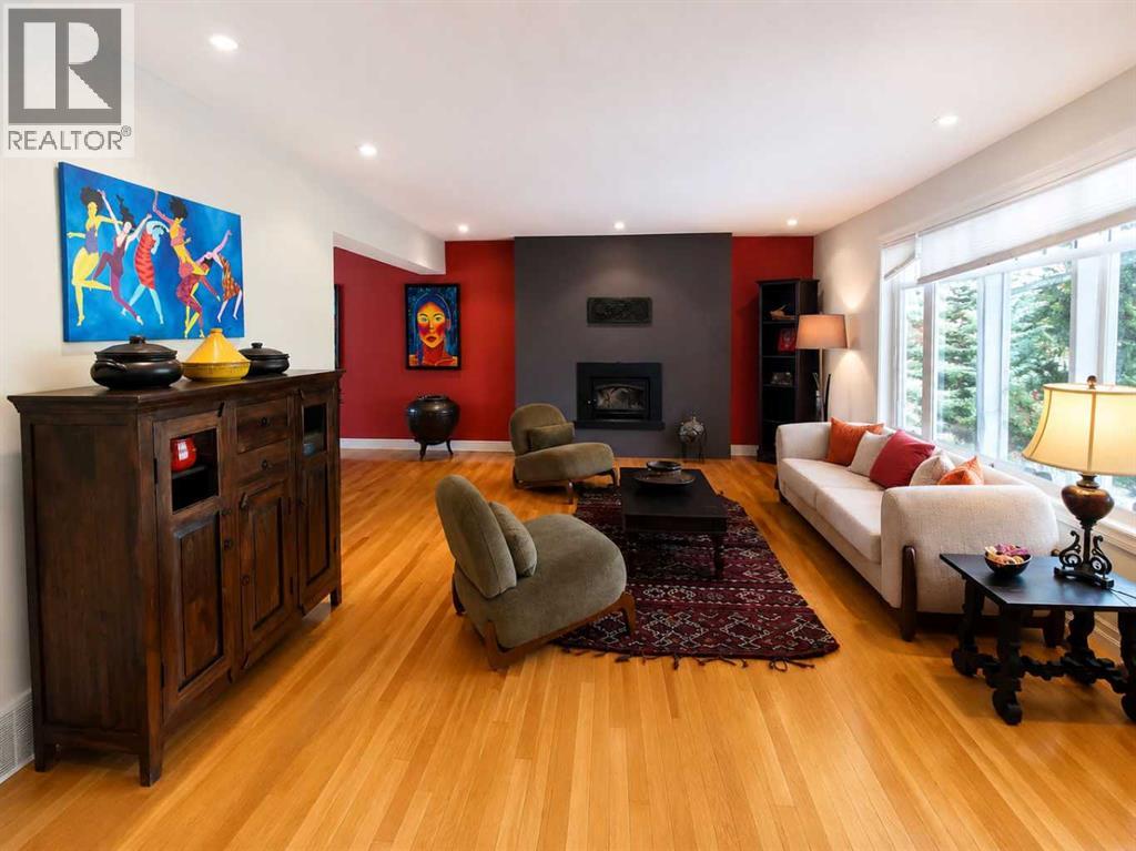 228 Willow Ridge Place Se Property Photo 8