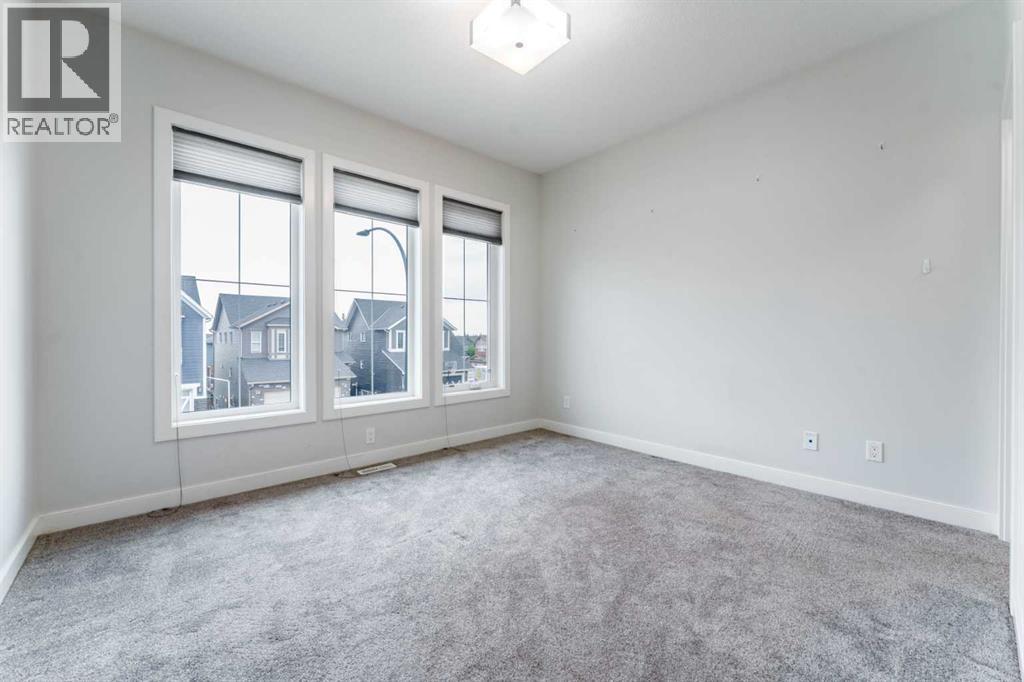 189 Evansridge View Nw Property Photo 27