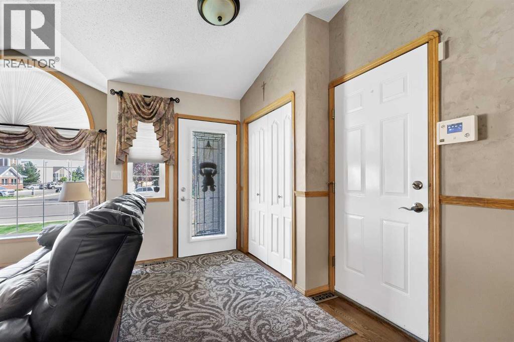 230 Park Meadows Drive Se Property Photo 5