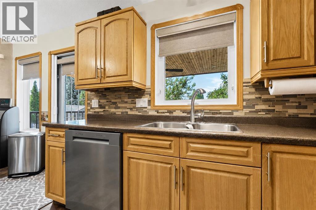 230 Park Meadows Drive Se Property Photo 17