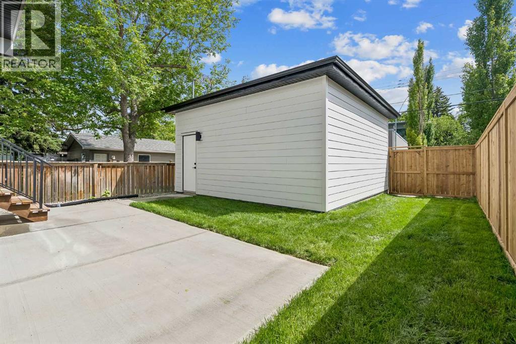 1025 32 Avenue Nw Property Photo 47