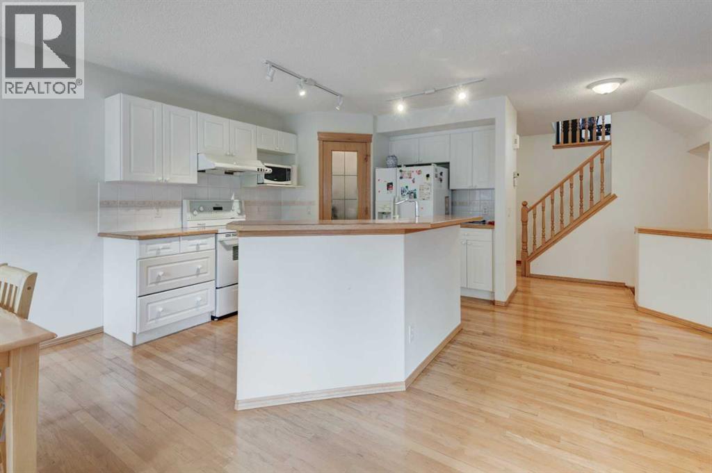 142 Somerset Park Sw Property Photo 6