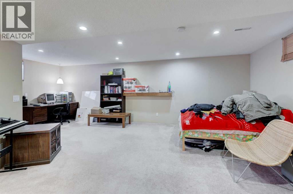 142 Somerset Park Sw Property Photo 20