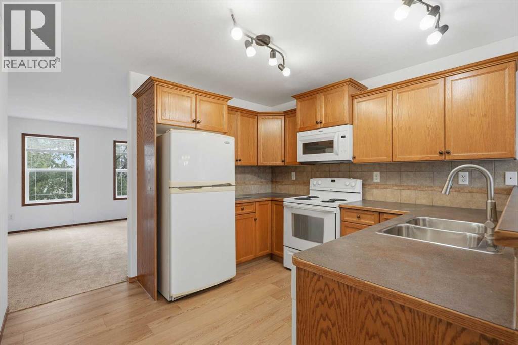 120 Kentwood Drive Property Photo 8
