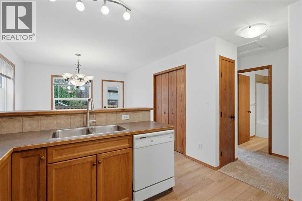 120 Kentwood Drive Property Photo 11