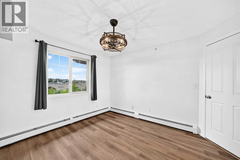 60 Panatella Street Northwest Property Photo 12