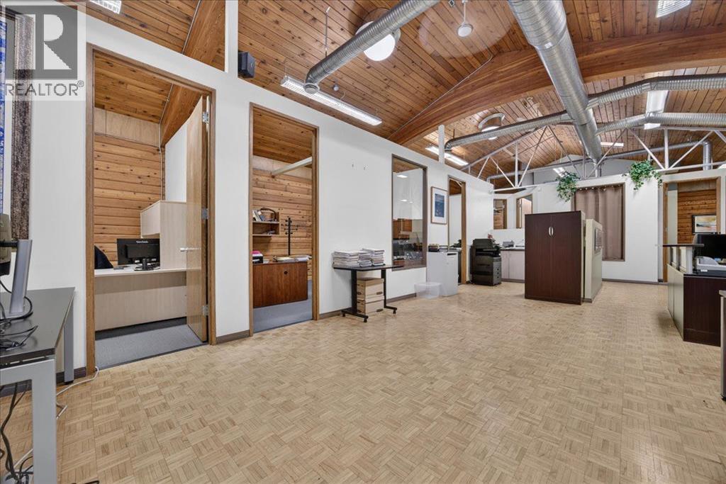 303 19 Street Nw Property Photo 13