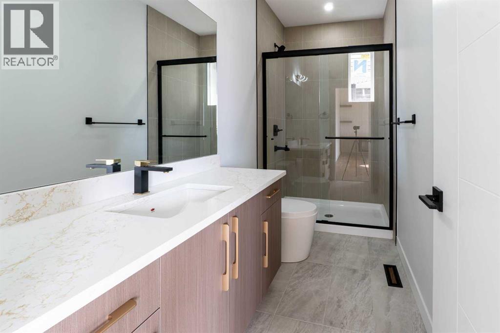 49 Lowden Close Property Photo 8